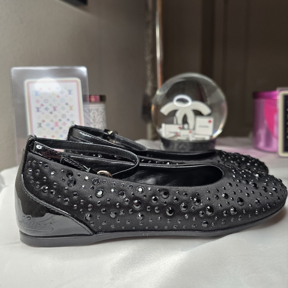 Beautiful Gucci Girls Bejeweled Flats! - Picture 7 of 10